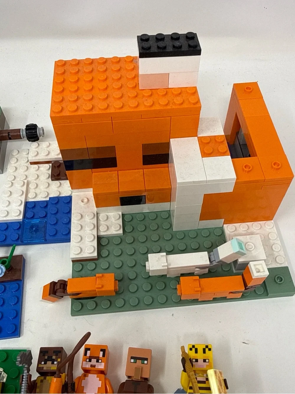 LEGO Green and Orange Minecraft Inspired Build Set